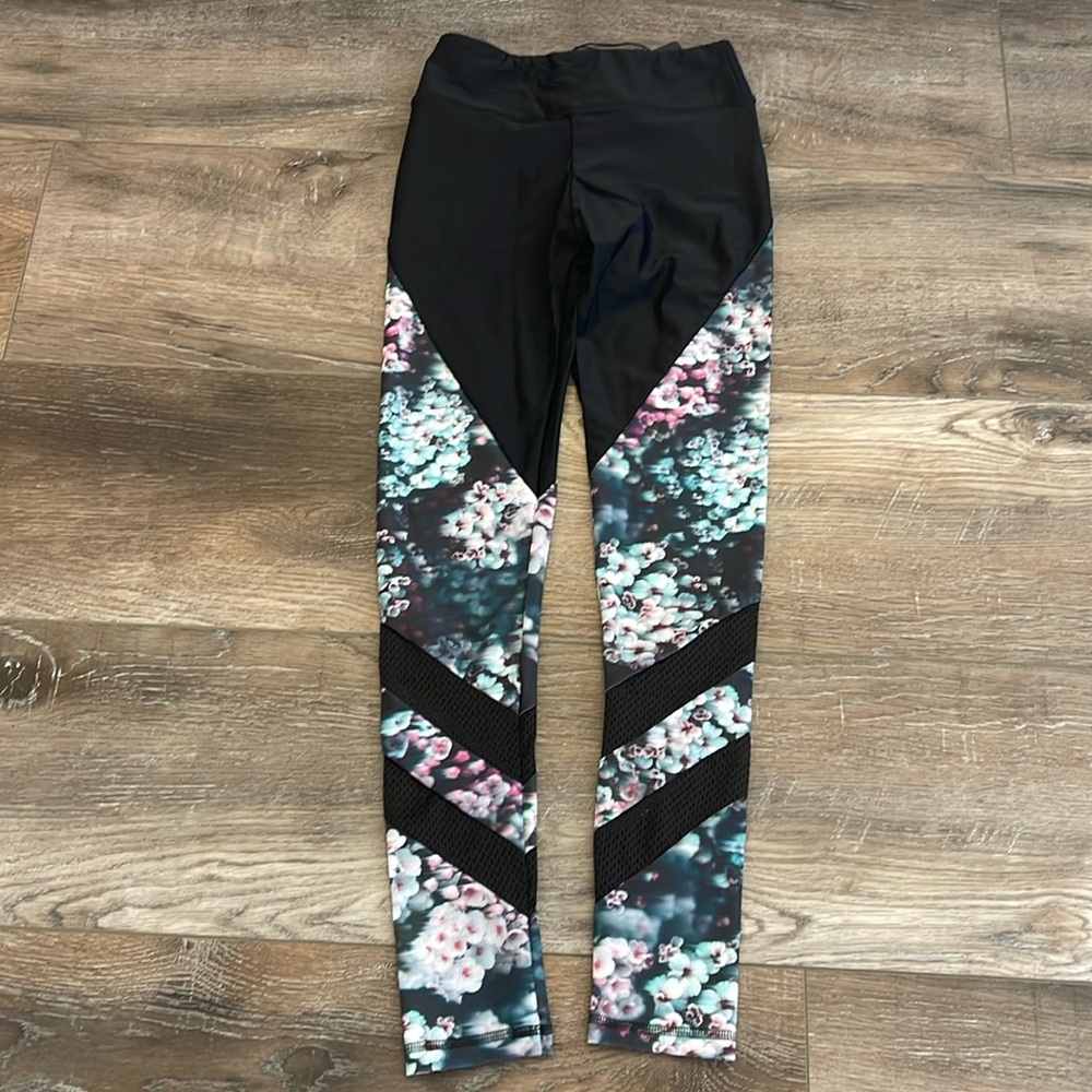 Jala leggings NWT size XS